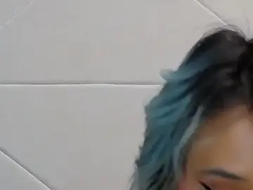 IssaSmith  live sex cam