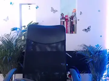 Lia-mitch  live sex cam