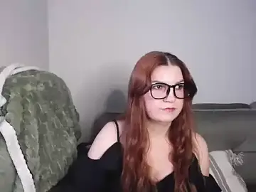 MartinePrettyFeet  live sex cam