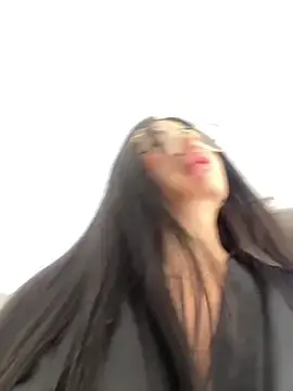 Mia_222  live sex cam