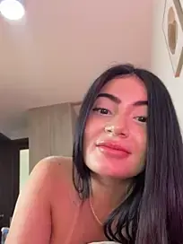 Mia_222  live sex cam