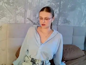 Slavicfox  live sex cam