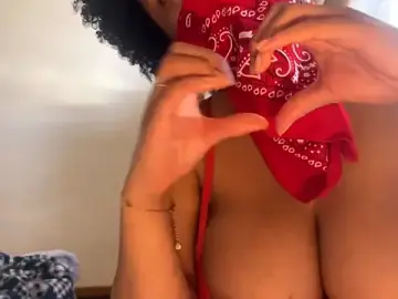 TieraUnzicker  live sex cam