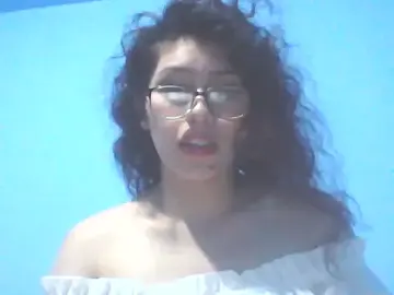 Alibava22  live sex cam