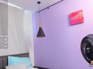Scarletyler  live sex cam