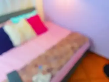 Scarletyler  live sex cam