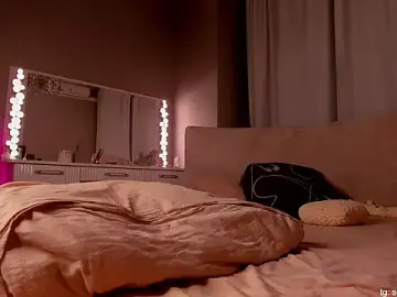 Sincere_shyness  live sex cam