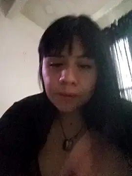 Luna_sexybigtits  live sex cam