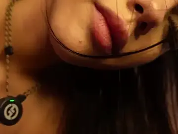 MiaVelvety  live sex cam