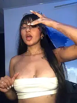 Samara_SaenzV  live sex cam