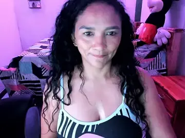 Rayza_mature_154  live sex cam