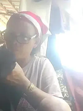 Yeuanh1  live sex cam