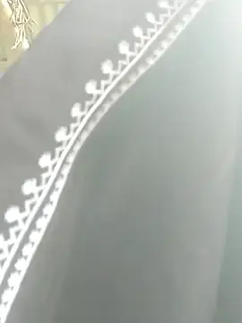 Yeuanh1  live sex cam