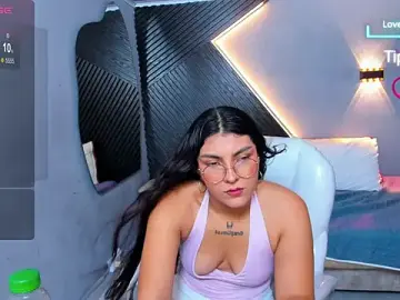 Amara_lune  live sex cam