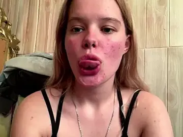 Malinwitch  live sex cam