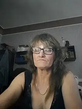 Manulyonok51  live sex cam