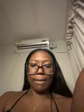 Chell_iivy  live sex cam