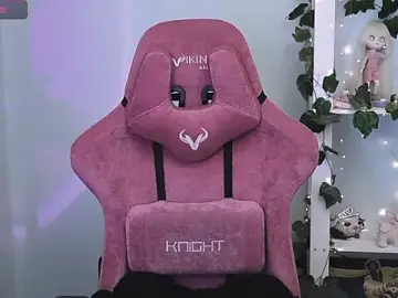 Gothickotik  live sex cam