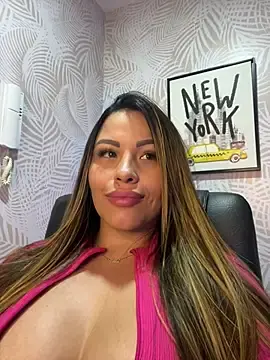 Sexyyykloee  live sex cam
