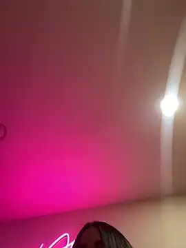 Sexyyykloee  live sex cam