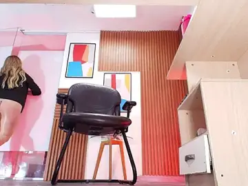 Sweet_mile  live sex cam