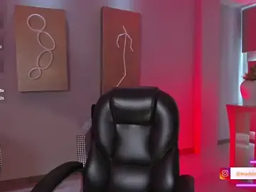 MaddisonCollins  live sex cam