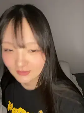 MinaKubo  live sex cam