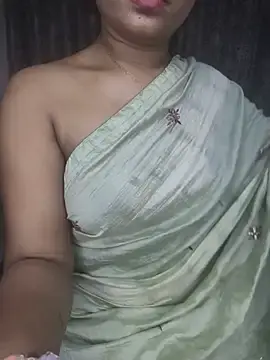 Piyu_xxx  live sex cam
