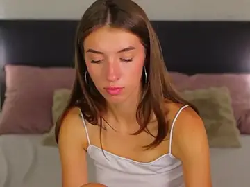 SweetVikki  live sex cam