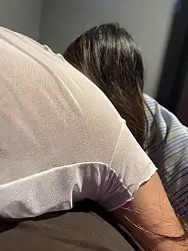 Yuli3  live sex cam