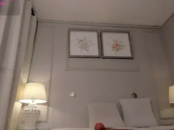 Allisonpariss  live sex cam