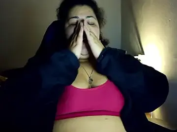 Xlatinastar  live sex cam