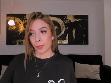 LizzCooper  live sex cam