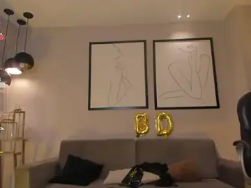 LizzCooper  live sex cam