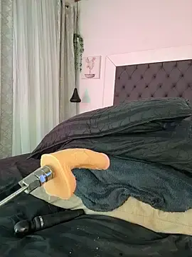 Soyamelia_99  live sex cam