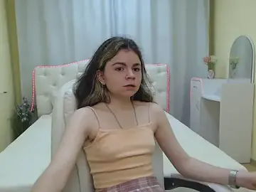 TinaRedly  live sex cam