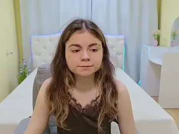 TinaRedly  live sex cam