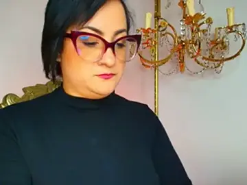 Kiara-voss  live sex cam