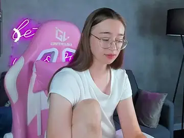 Lucy_Green  live sex cam