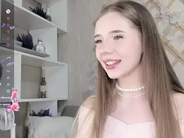 MechanicaBaby  live sex cam
