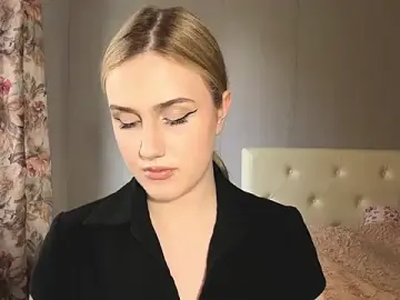 SachikoSpyies  live sex cam