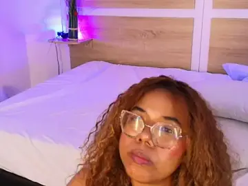 Your_big_ebony_goddness  live sex cam