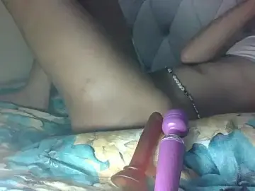 Sweet_iddah  live sex cam