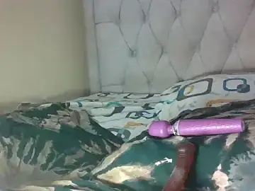 Sweet_iddah  live sex cam