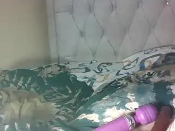 Sweet_iddah  live sex cam