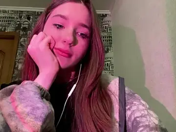 InnateFlies  live sex cam