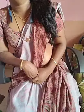 Tamil_Roja88  live sex cam