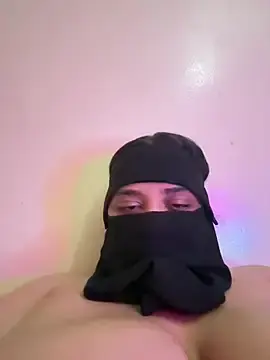 Zineb-bitch  live sex cam