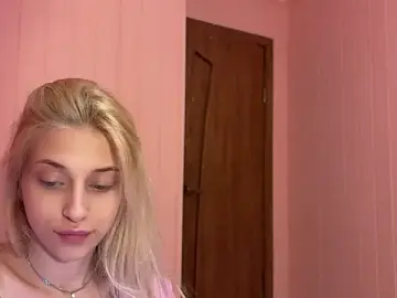 FiveFootBlonde  live sex cam