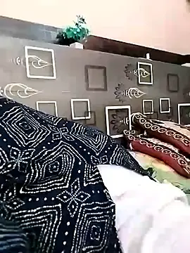 Hot-Muskan21  live sex cam